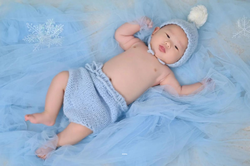 琼中宝宝不肯吸母乳怎么办